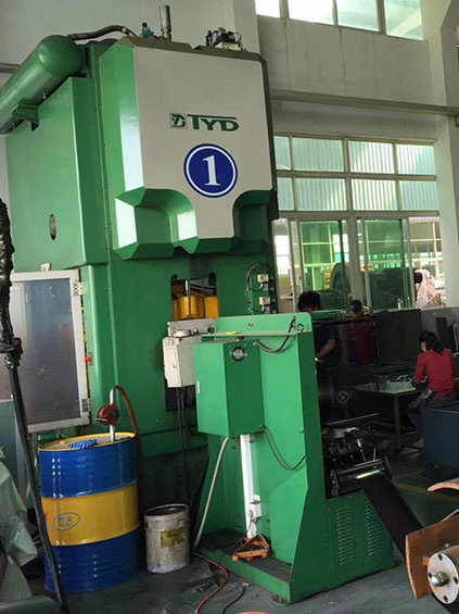 Carane milih feeder cocok kanggo doyo kacepetan dhuwur